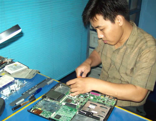 Politeknik Tugu Jakarta Pelatihan Teknisi Laptop