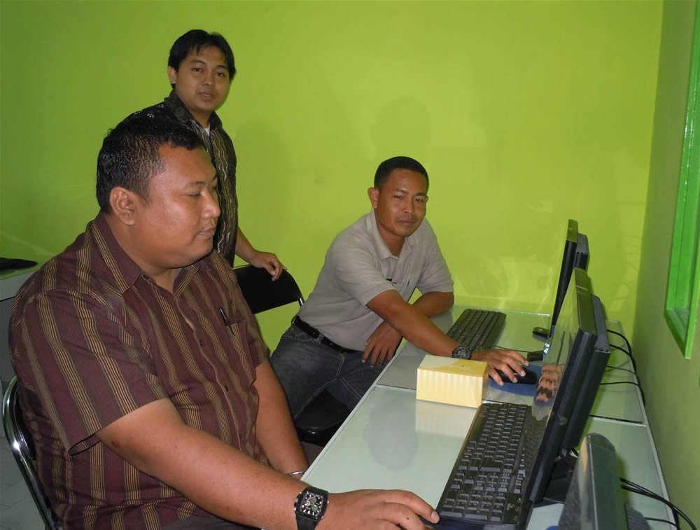 Sekretariat DPRD Pelalawan Pelatihan Multimedia