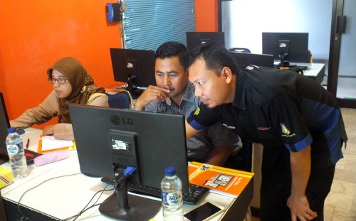 pelatihan-pembuatan-modul-digital-flip-book